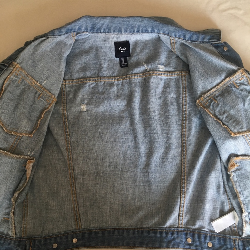 Gap Denim Jacket - image 6